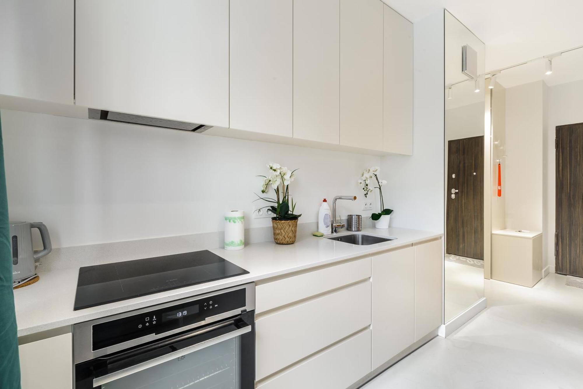 ורשה Lumina Apartment With Parking Near Muzeum Powstania מראה חיצוני תמונה