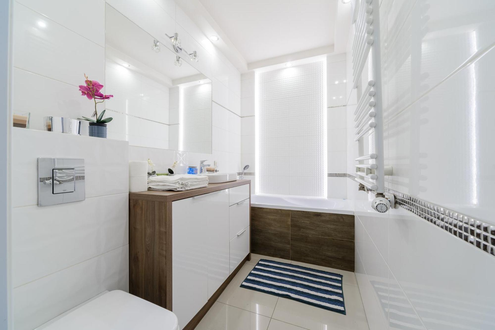 ורשה Lumina Apartment With Parking Near Muzeum Powstania מראה חיצוני תמונה