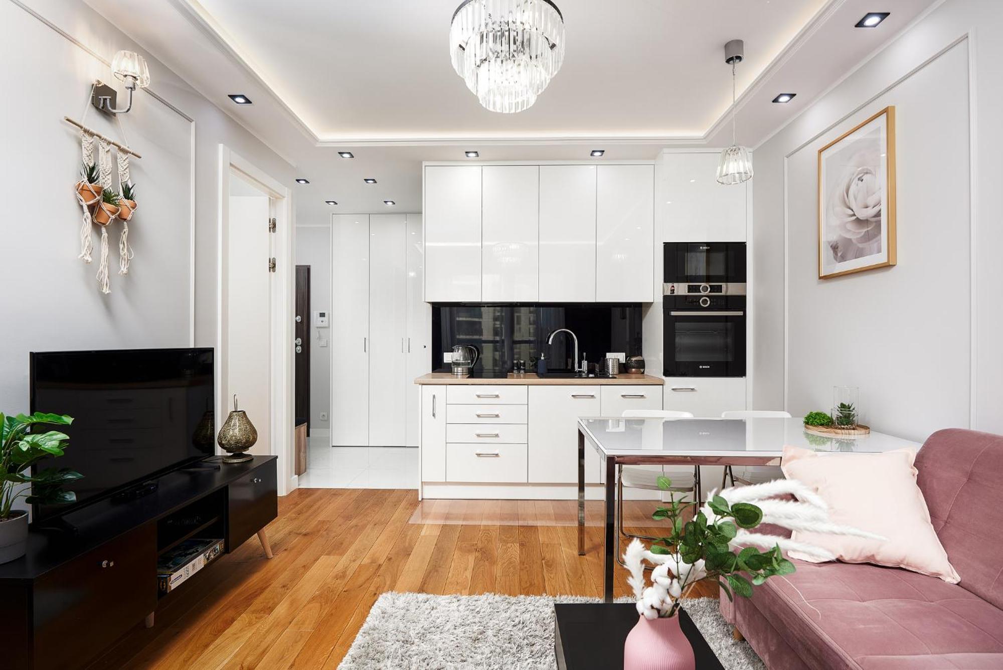 ורשה Lumina Apartment With Parking Near Muzeum Powstania מראה חיצוני תמונה
